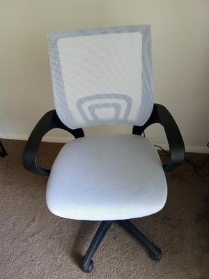ALINUNU White Mesh Executive Chair с поясничной опорой и механизмом бабочки